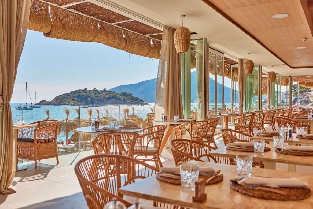 AQUA Beach Club