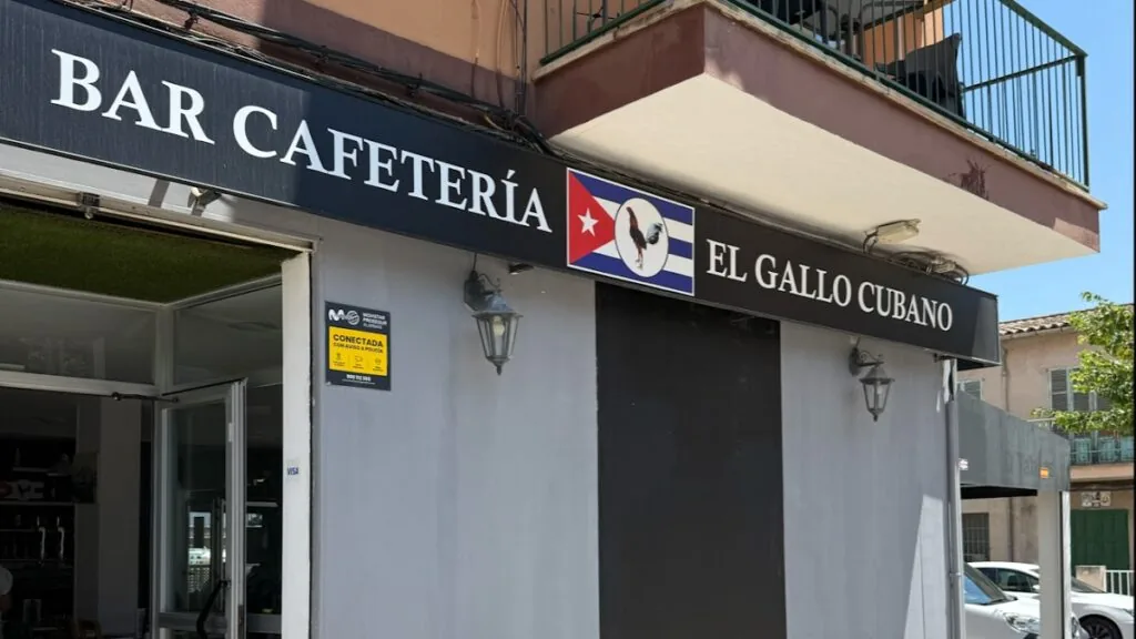 Bar cafeteria el gallo cubano 1