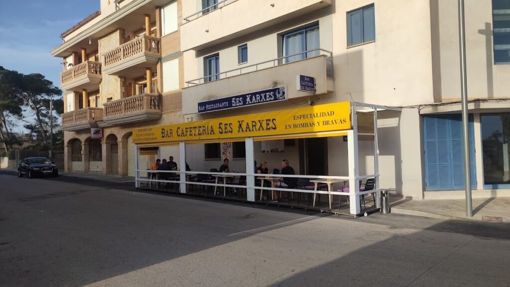 Bar cafeteria SES XARXES s’Illot