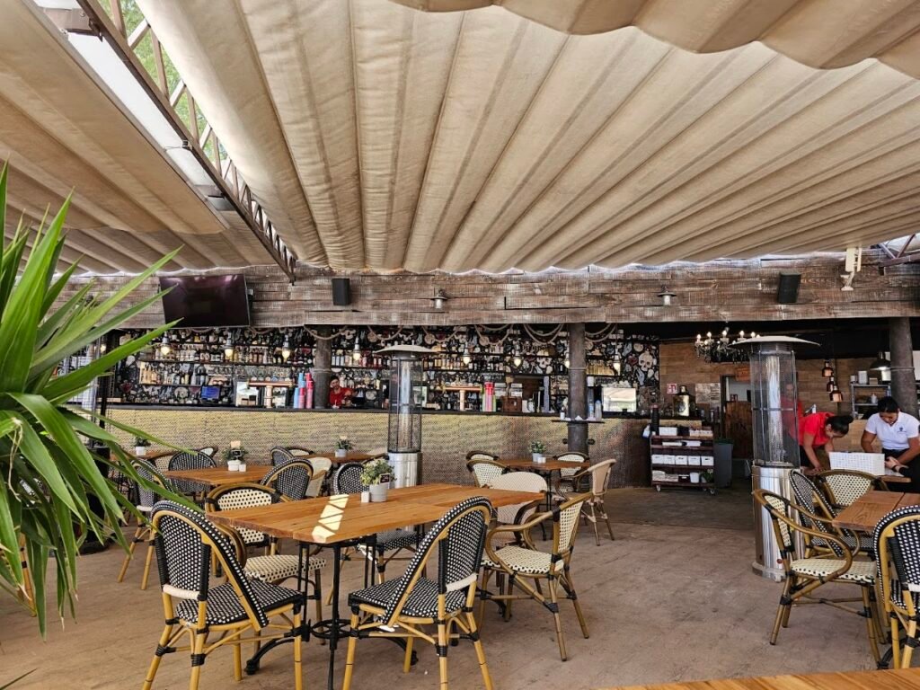 Blackbeard´s Beach Bar & Grill