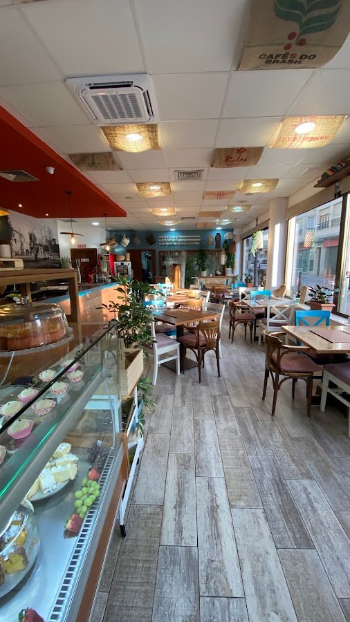 Bon Gust Bistro Café