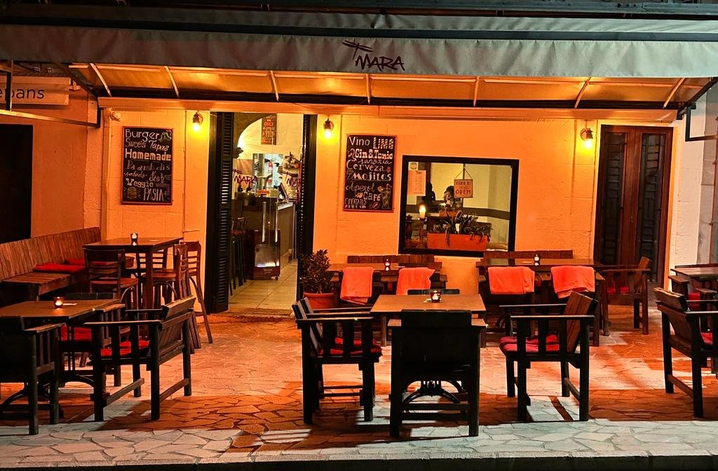 Cafe Bistro Mara