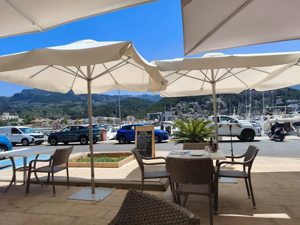 Cantina Marinera