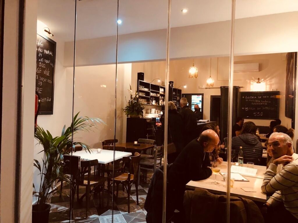 Cru Restaurant