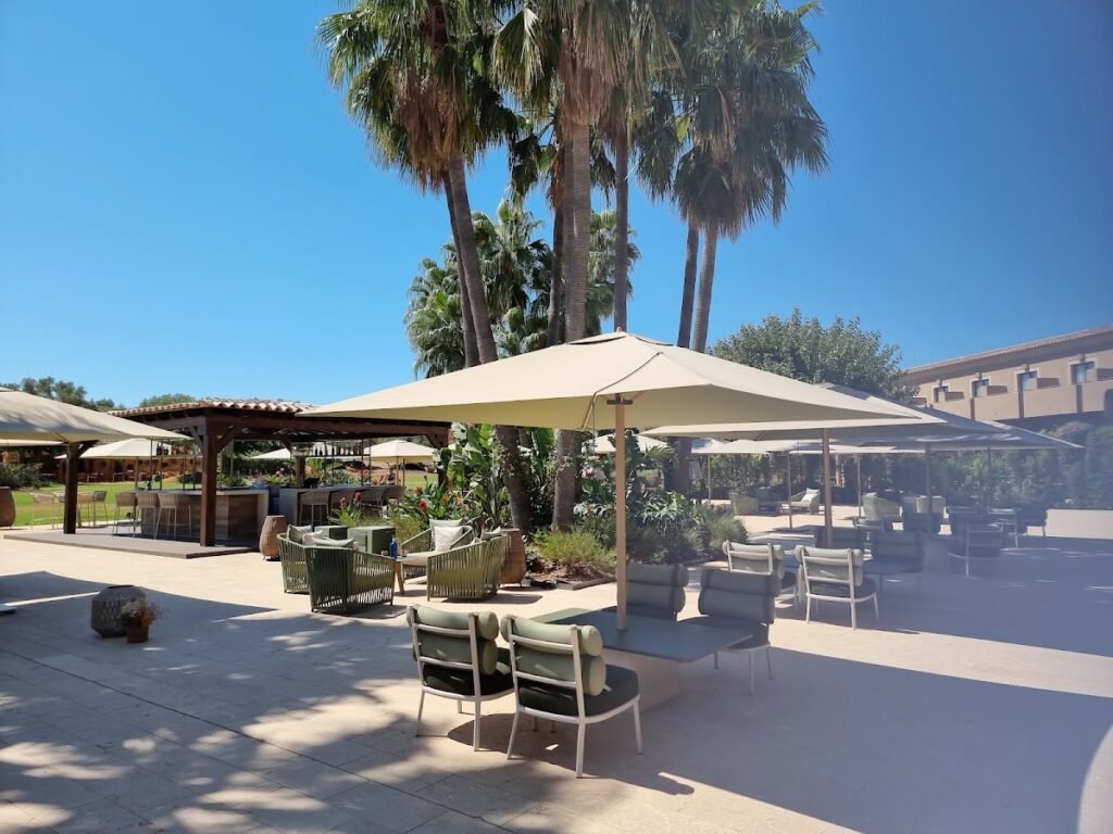 Es Camp Restaurant
