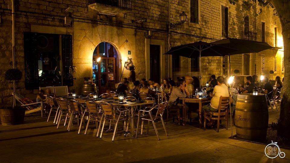 ES P’DAL · RESTAURANT