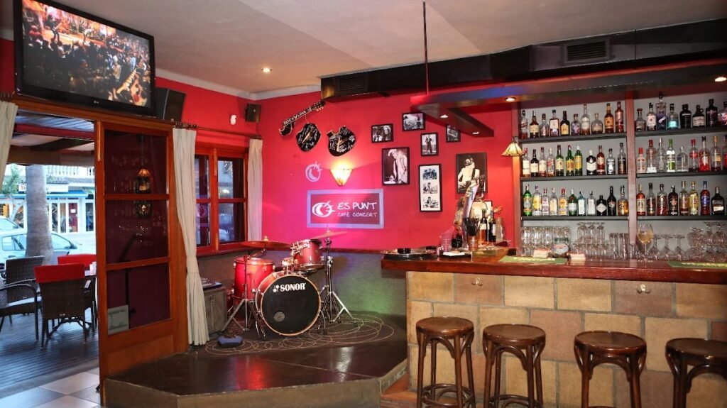 Es Punt, Cafè Concert