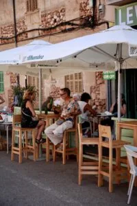 Levante Cafe-Bistro