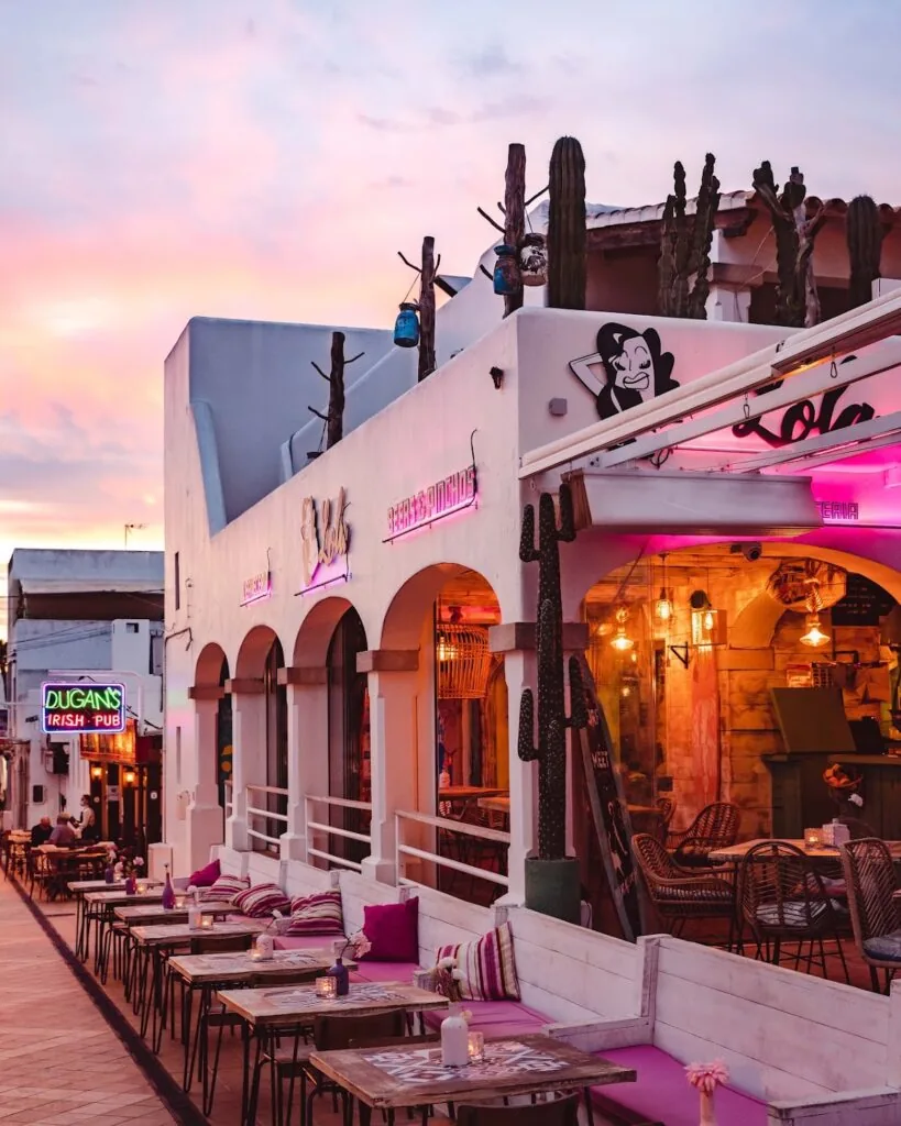 Lola – Cocktail Bar & Drinks | Cala d’Or