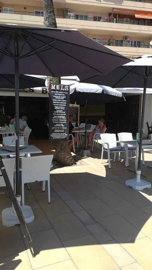 Mel’s bar