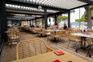 Mestiza Great Burger & Prime Steak – Thin & Crispy American Pizza