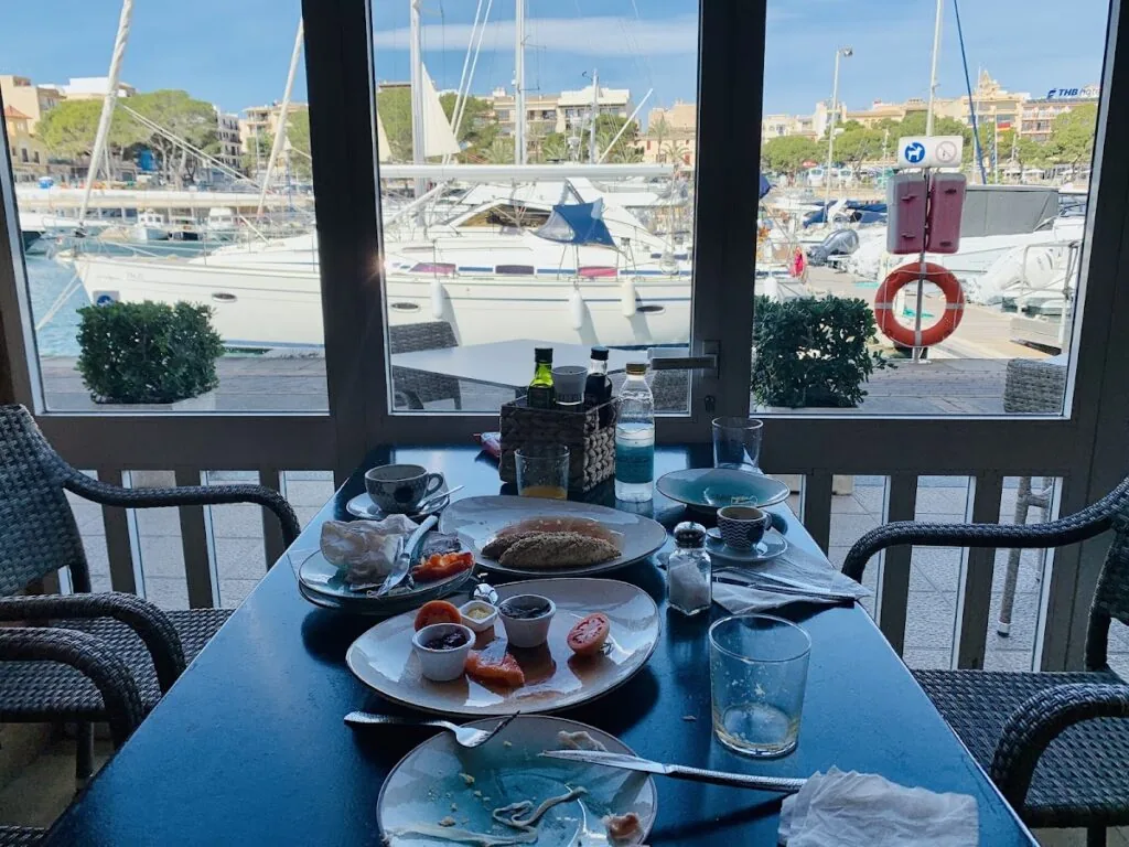 MIG I MIG SA CANTINA CLUB NÀUTIC PORTO CRISTO