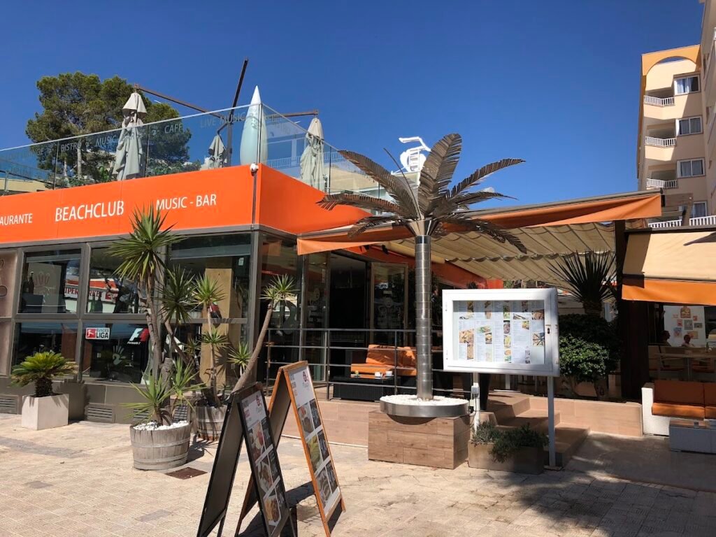 Playa 5 Restaurante. Snacks & Food – Cocktail Lounge