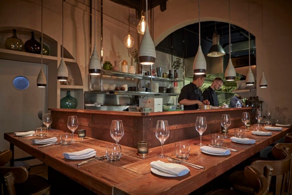 RESTAURANTE CANELA