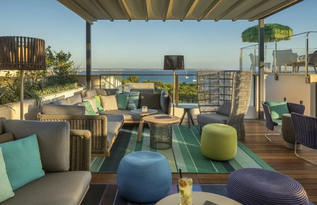 Rooftop El Llorenç – Only Adults +16