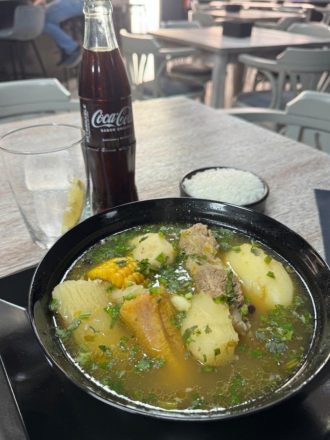Shalom Bar Cafetería