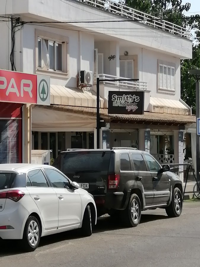 Smith’s Cafe-Bar-Restaurant